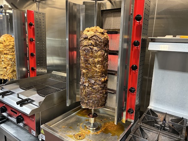 Sahara Bistro Shawarma interior